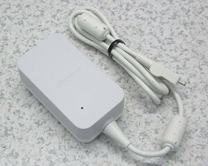 ■docomo/ドコモ 純正ACアダプタ 05 MicroUSB/MicroB 5V/1.8A マイクロUSB充電器 急速充電 送料無料