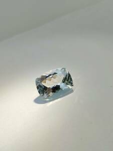 ＊ホワイトトパーズ＊10.975ｃｔ＊完全非加熱＊天然＊卸値販売＊＊