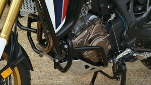 ■ホンダ CRF1000L アフリカツイン（2016～）☆エンジンガード RENNTEC製《特価！》AFRICA TWIN [REN51023B]■