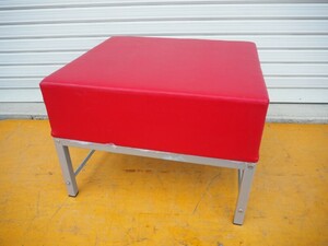 2N240312　② レトロ Simple Life 椅子 合成皮革(赤) MADE IN THAILAND ウレタンフォーム 550×500×390mm