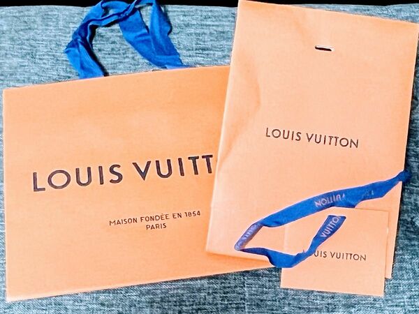 Louis Vuitton 紙袋　メッセージカード付き