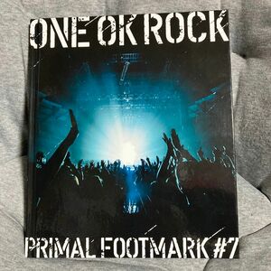 ONE OK ROCK PRIMAL FOOTMARK 2018 #7 写真集のみ。 メンバーズカード無し/ワンオクロック