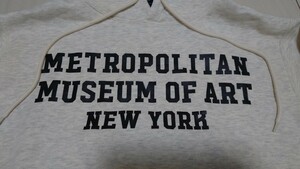メトロポリタン美術館　スウェットパーカー サイズＭ METROPOLITAN MUSEUM OF ART NEW YORK 