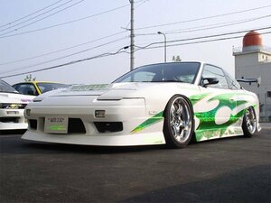 新品☆URAS【ユーラス】　TYPE-4　サイドステップ(FRP/未塗装)　180SX(S13)　【のむけん|ノムケン】