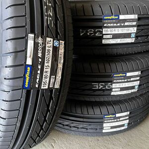 在庫特価 2024年製 GOOD YEAR NASCAR 195/80R15 107/105L LT 4本 SET 車検対応 国内正規品 ホワイトレター 最短当日発送 送料無料