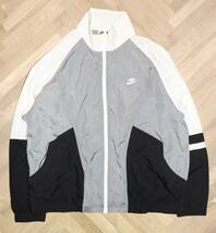 送料無料 特価即決【未使用】 NIKE ★ Trend Unlined Jacket (2XL) ★ ナイキ DD6171 ビッグサイズ ナイロンジャケット ウーブンジャケット_画像2