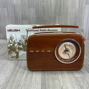 ■C-334 ウエストクリーク BUSH RADIO TR82 ラジオ 昭和レトロ アンティーク 箱付き ケーブル欠品 動作未確認