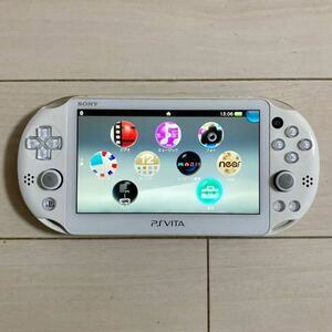 SONY PSVITA PCH-2000 ZA12 1GB 本体 wifiモデル 動作品 初期化 ソニー ピーエス ビータ ヴィータ プレイステーション プレステ 送料無料