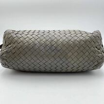 【希少】BOTTEGA VENETA ボッテガヴェネタ アクセサリーポーチ ハンドバッグ イントレチャート ミニサイズ スクエア型 レザー グレー_画像7