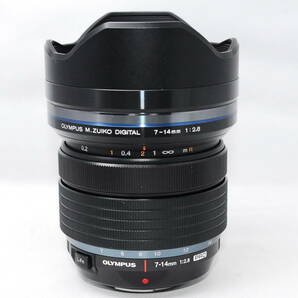 ◆極上美品◆ オリンパス OLYMPUS M.ZUIKO DIGITAL ED 7-14mm F2.8 PRO ズームレンズ 超広角 ★動作確認済み★ スレキズ少ない逸品！の画像5