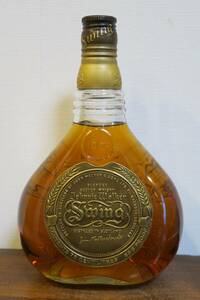 スコッチウイスキー「ジョニーウォーカー スイング」43％ 50年古酒以上 メタルスクリュー[70～80年代流通] スコットランド