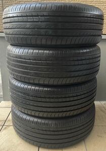 9.5分山　美品　ヨコハマタイヤ　BluEarth-RV03 205/55R17 4本セット 2023年製