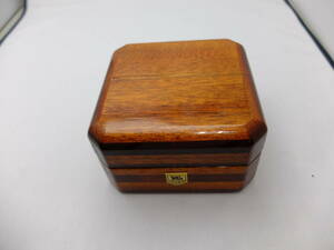  TAG Heuer wooden BOX Gold color Logo unused 