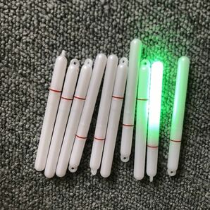 10セット  LED  スティックライト 電気 ケミホタル 75サイズ オリジナル 10本電池ー付き ルメイカ、 アジ イカ サビキ 太刀魚の画像2