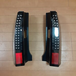 キャデラック SRX テール LED テールランプ テールライト 左右 ヘッドライト バンパー グリル マフラー ホイール 