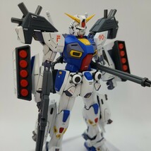 ＭＧ 1/100 ガンダムＦ９０ ガンダムＦ９０用 ミッションパック Ｄタイプ＆Ｇタイプ 完成品 塗装済み 水転写式デカール ガンプラ ガンダム_画像3