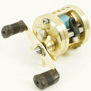 SHIMANO シマノ CALCUTTA カルカッタ 200XT ベイトリール 31920 [C5363]