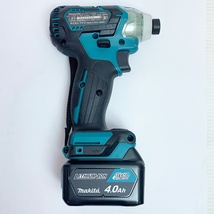 ♭♭ MAKITA マキタ 充電式インパクトドライバ　10.8V TD111DSMX ブルー 目立った傷や汚れなし_画像3