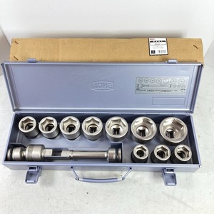 ＊＊ TONE トネ インパクト用ソケットセット (メタルトレー付) 12個組 差込角19mm NV6102 未使用に近い