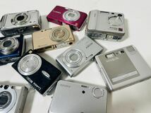 デジタルカメラ10個まとめ　FUJIFILM Nikon Canon SONY Panasonic MINOLTA _画像3