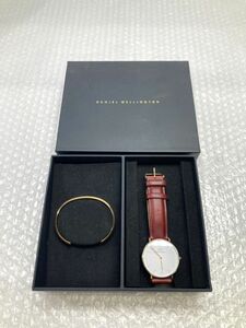 33【P799】◆ジャンク品/電池切れ◆ ダニエルウェリントン Daniel Wellington 腕時計 バングル 2点 セット B36R32 メンズ レディース