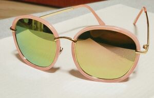 小顔効果 サングラス レディース ピンク ゴールド y2k ファッション 大きい メガネ 夏 海 眼鏡 レイバン