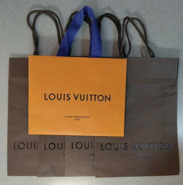 【匿名配送・送料込み】ルイヴィトン ペーパーバック 2種5枚セット LOUIS VUITTON ショップ袋