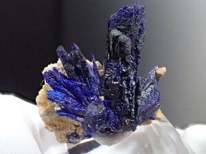 【造形美】アズライト　藍銅鉱　原石　標本