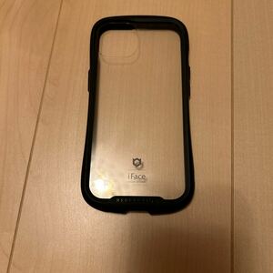 iFace iPhone 13 ブラック アイフェイス アイフォン 強化ガラスクリアケース 美品