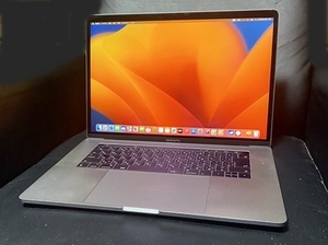 Apple MacBook Pro Retina 2017 Core i7 2.9GHz 16GB 512GB　　15インチ