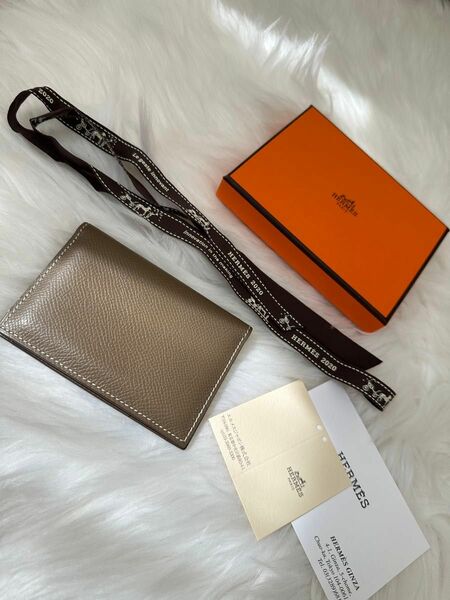 HERMES エルメス　ヴォーエプソン　カードケース　名刺入れ　エトゥープ