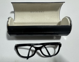 Bvlgari メガネフレーム　ケース付