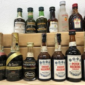 外国産 リキュール ミニボトル 26本セット Peter Heeling HARVEYS BOLS Grand Marnier 等 リキュール liqueur グランマルニエ 古酒の画像4