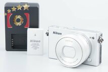 【中古】Nikon ニコン 1 J4 シルバー 標準パワーズームレンズキット シャッター回数僅少_画像1