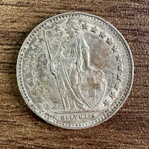 1円～【スイス銀貨】1952年 スイス 1/2フラン ヘルヴェティ女神立像 銀貨 1枚組 総量2.2g 収集家放出品 99