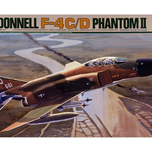 タミヤ 1/32 エアークラフトシリーズ No.05 アメリカ空軍 マクダネル F-4C/D ファントムII プラモデル 60305 の画像1