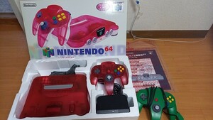 動作品　任天堂　NINTENDO64 レア色　クリアレッド　コントローラー　4台　メモリーカード　箱付き　セット