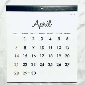 【4月始まり】2024年 正方形のシンプル 六曜付き壁掛けカレンダーの画像1