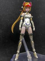 フレームアームズ・ガール フレズヴェルク＝インバート　完成品_画像2