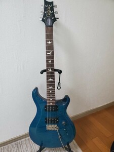 エレキギター　ポールリードスミス　PRS CUSTOM　ブルー系 ソフトケース、アーム付き美品です。