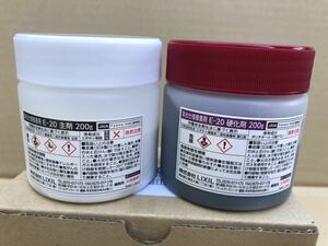 【送無・税込】エポキシ樹脂系二液形接着剤 主剤・硬化剤　400g（200g×2）8コセット リクシル架台仕様接着剤E-20 アイカ工業