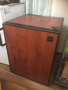  wine cellar Junk dometic