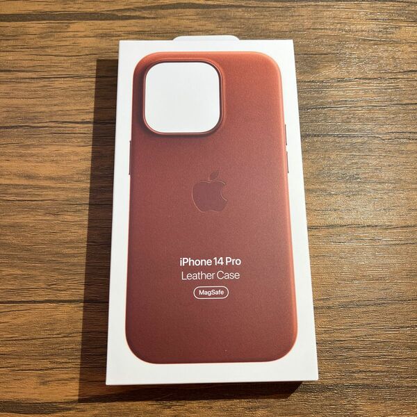 【新品未開封】iPhone 14 Pro レザーケース Apple純正 アンバー