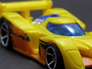 ☆☆☆日曜夜☆未開封新品☆24 OURS (PEUGEOT 908)☆HOT WHEELS