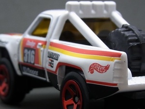 ★★日曜夜★未開封新品★'87 DODGE D100★MOPAR★BFGOODRICH★CHAMPION★HOT WHEELS