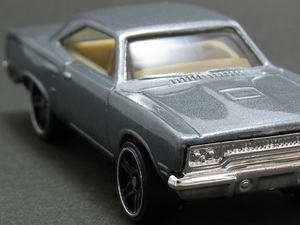 ☆日曜夜☆未開封新品☆'70 PLYMOUTH ROAD RUNNER (第1世代金型)☆FAST & FURIOUS☆HOT WHEELS