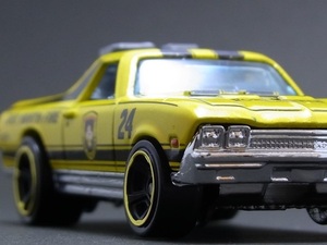 ★★★日曜夜★未開封新品★'68 (CHEVROLET) EL CAMINO (第5世代金型)★CHROME ENGINE★FORT WORTH FIRE DEPARTMENT★HOT WHEELS