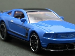 ☆☆☆日曜夜☆未開封新品☆2012 (FORD) MUSTANG BOSS 302 LAGUNA SECA☆HOT WHEELS