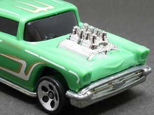 ☆☆日曜夜☆未開封新品☆'57 CHEVY (第3世代金型)☆JAPAN CARD☆HOT WHEELS