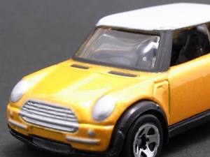 ☆☆日曜夜☆未開封新品☆(BMW NEW) MINI COOPER 2001☆HOT WHEELS